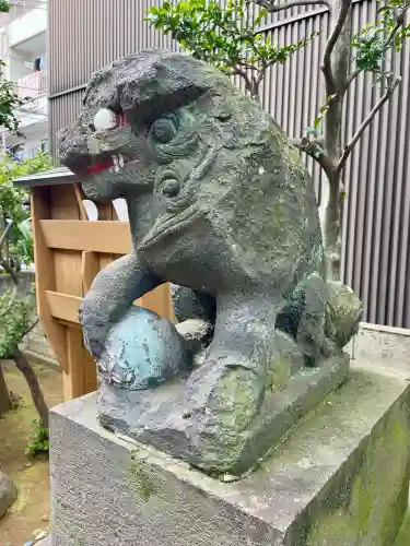 石井神社の{uncategorized: "未分類", other: "その他", undefined: "問題あり", building: "その他建物", grave: "お墓", sacred_gate: "鳥居", guardian: "狛犬", statue: "像", buddha: "仏像", history: "歴史", nature: "自然", garden: "庭園", animal: "動物", pagoda: "塔", temizu: "手水舎", mountain_gate: "山門・神門", sanctuary: "本殿・本堂", subordinate: "末社・摂社", art: "芸術", scenery: "景色", jizo: "地蔵", ema: "絵馬", goshuin: "御朱印", omikuji: "おみくじ", items: "授与品その他", amulet: "お守り", goshuincho: "御朱印帳", eats: "食事", festival: "お祭り", votive_dance: "神楽", shichigosan: "七五三参", wedding: "結婚式", experience: "体験その他", initially: "初詣", around: "周辺", anti_infection: "感染症対策"}