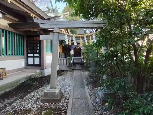 大鳥神社の鳥居