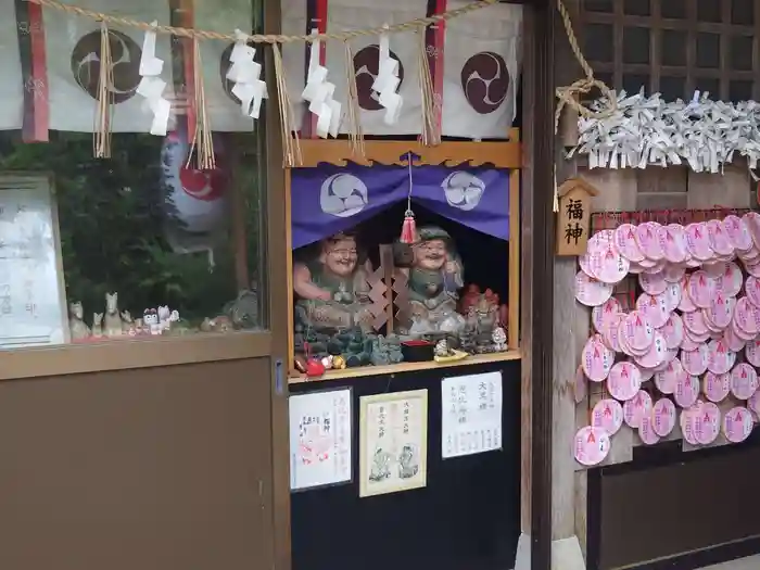 櫻井子安神社の建物その他