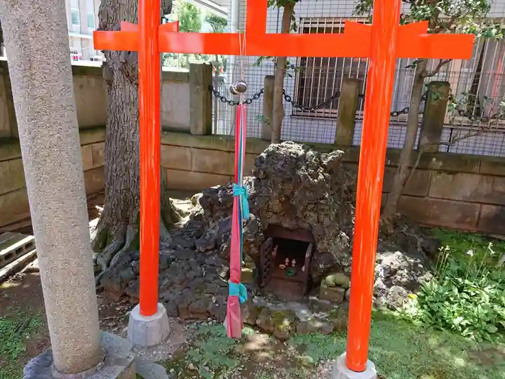 妻戀御社 稲荷神社(東京都)