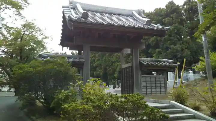 白馬寺の山門・神門