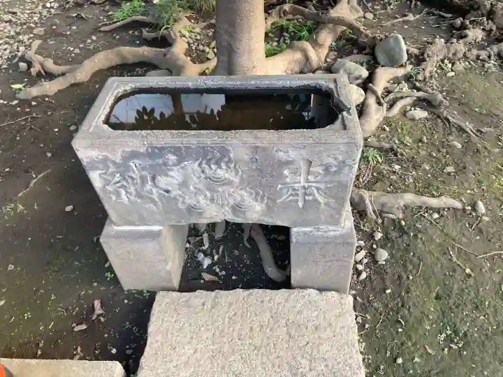 羽衣町厳島神社(関内厳島神社・横浜弁天)の{uncategorized: "未分類", other: "その他", undefined: "問題あり", building: "その他建物", grave: "お墓", sacred_gate: "鳥居", guardian: "狛犬", statue: "像", buddha: "仏像", history: "歴史", nature: "自然", garden: "庭園", animal: "動物", pagoda: "塔", temizu: "手水舎", mountain_gate: "山門・神門", sanctuary: "本殿・本堂", subordinate: "末社・摂社", art: "芸術", scenery: "景色", jizo: "地蔵", ema: "絵馬", goshuin: "御朱印", omikuji: "おみくじ", items: "授与品その他", amulet: "お守り", goshuincho: "御朱印帳", eats: "食事", festival: "お祭り", votive_dance: "神楽", shichigosan: "七五三参", wedding: "結婚式", experience: "体験その他", initially: "初詣", around: "周辺", anti_infection: "感染症対策"}