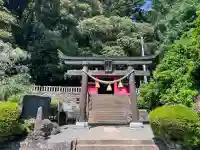八幡宮來宮神社の{uncategorized: "未分類", other: "その他", undefined: "問題あり", building: "その他建物", grave: "お墓", sacred_gate: "鳥居", guardian: "狛犬", statue: "像", buddha: "仏像", history: "歴史", nature: "自然", garden: "庭園", animal: "動物", pagoda: "塔", temizu: "手水舎", mountain_gate: "山門・神門", sanctuary: "本殿・本堂", subordinate: "末社・摂社", art: "芸術", scenery: "景色", jizo: "地蔵", ema: "絵馬", goshuin: "御朱印", omikuji: "おみくじ", items: "授与品その他", amulet: "お守り", goshuincho: "御朱印帳", eats: "食事", festival: "お祭り", votive_dance: "神楽", shichigosan: "七五三参", wedding: "結婚式", experience: "体験その他", initially: "初詣", around: "周辺", anti_infection: "感染症対策"}