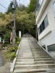 白根神社の建物その他