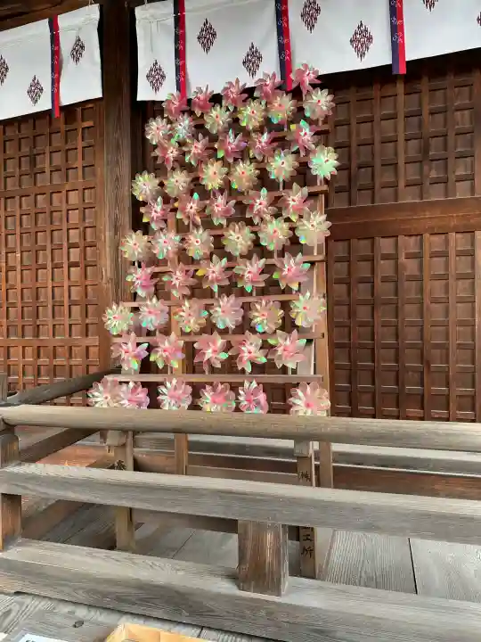 姫嶋神社の{uncategorized: "未分類", other: "その他", undefined: "問題あり", building: "その他建物", grave: "お墓", sacred_gate: "鳥居", guardian: "狛犬", statue: "像", buddha: "仏像", history: "歴史", nature: "自然", garden: "庭園", animal: "動物", pagoda: "塔", temizu: "手水舎", mountain_gate: "山門・神門", sanctuary: "本殿・本堂", subordinate: "末社・摂社", art: "芸術", scenery: "景色", jizo: "地蔵", ema: "絵馬", goshuin: "御朱印", omikuji: "おみくじ", items: "授与品その他", amulet: "お守り", goshuincho: "御朱印帳", eats: "食事", festival: "お祭り", votive_dance: "神楽", shichigosan: "七五三参", wedding: "結婚式", experience: "体験その他", initially: "初詣", around: "周辺", anti_infection: "感染症対策"}