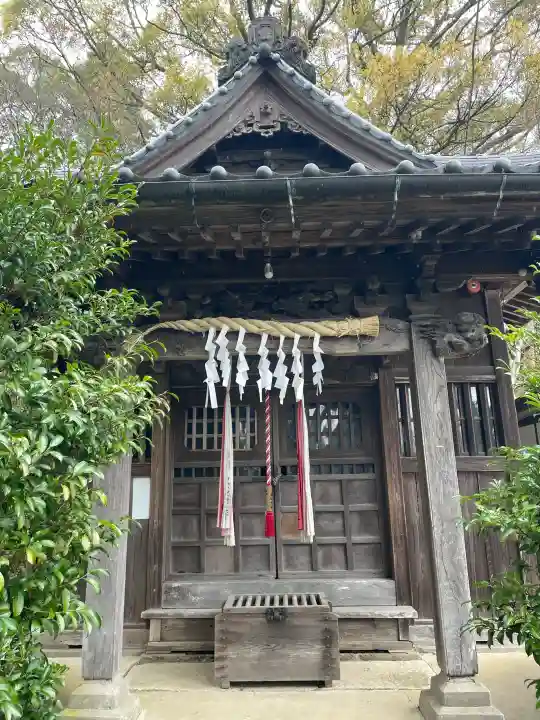 菅原神社の{uncategorized: "未分類", other: "その他", undefined: "問題あり", building: "その他建物", grave: "お墓", sacred_gate: "鳥居", guardian: "狛犬", statue: "像", buddha: "仏像", history: "歴史", nature: "自然", garden: "庭園", animal: "動物", pagoda: "塔", temizu: "手水舎", mountain_gate: "山門・神門", sanctuary: "本殿・本堂", subordinate: "末社・摂社", art: "芸術", scenery: "景色", jizo: "地蔵", ema: "絵馬", goshuin: "御朱印", omikuji: "おみくじ", items: "授与品その他", amulet: "お守り", goshuincho: "御朱印帳", eats: "食事", festival: "お祭り", votive_dance: "神楽", shichigosan: "七五三参", wedding: "結婚式", experience: "体験その他", initially: "初詣", around: "周辺", anti_infection: "感染症対策"}