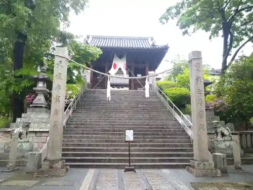 阿智神社の山門