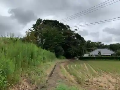 音羽稲荷大明神の周辺