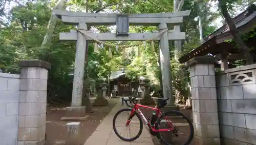 七百餘所神社 の鳥居