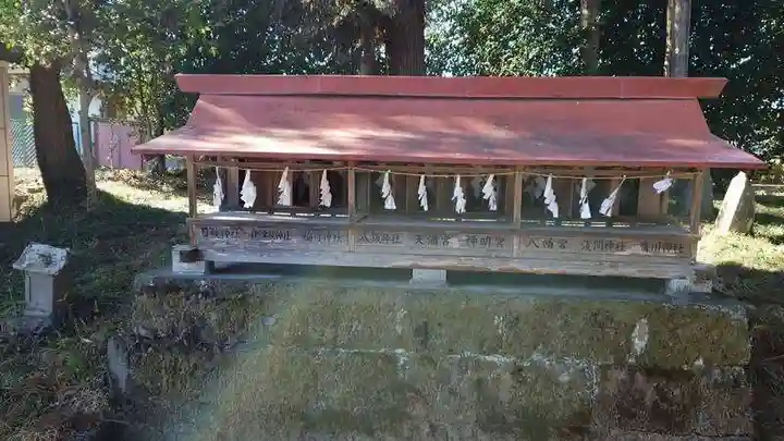 人丸神社(小中町)の末社・摂社