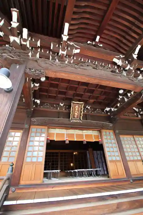 井草八幡宮の本殿・本堂