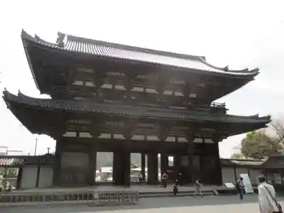 仁和寺の山門・神門