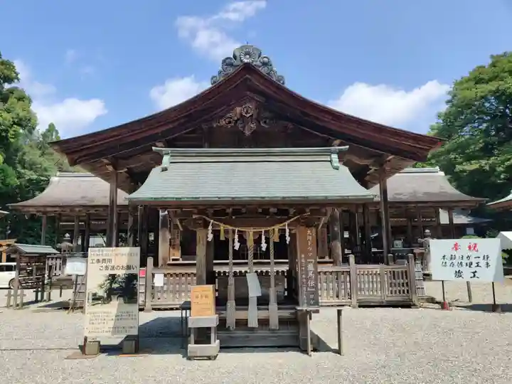 土佐神社の本殿・本堂