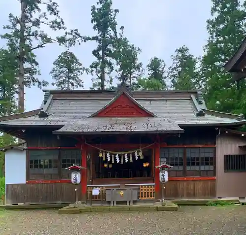 鶴峯八幡宮の本殿・本堂