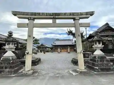 田切八幡神社の鳥居