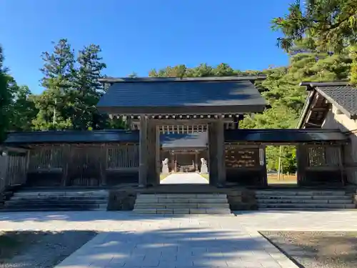 真野宮の山門・神門