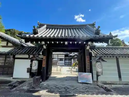 御寺 泉涌寺の山門・神門