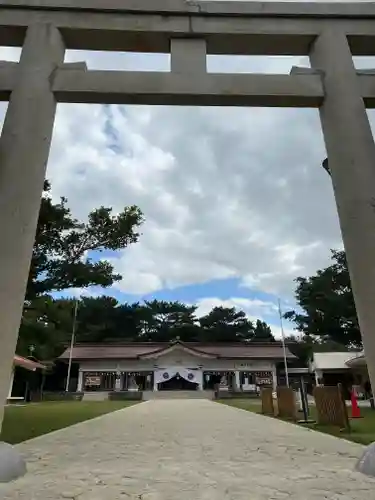 沖縄県護国神社の鳥居