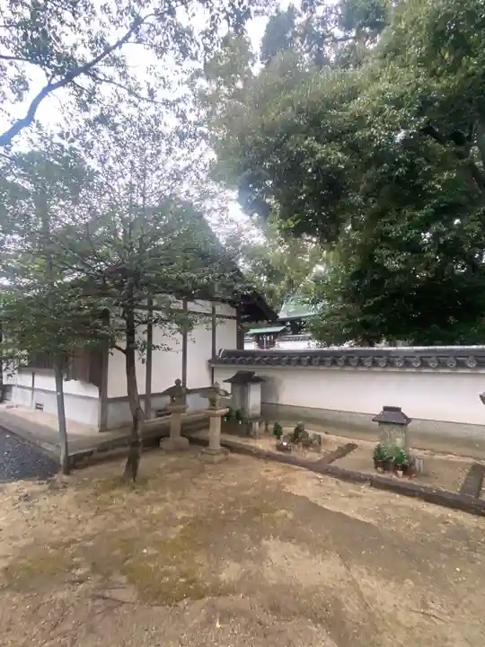 山直中神社のその他建物