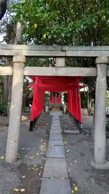 城山稲荷神社の鳥居