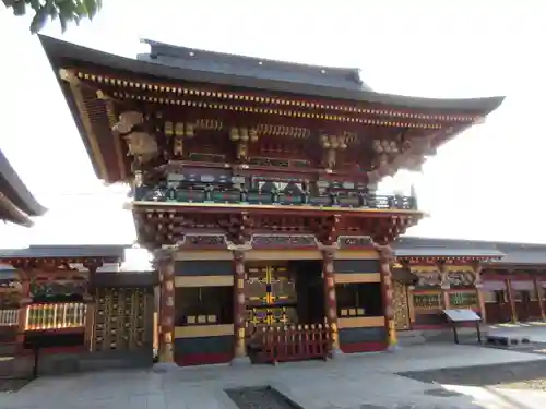 大杉神社の山門・神門