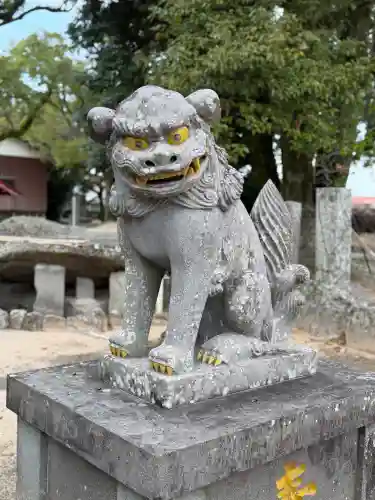 佐志八幡宮（佐志八幡神社）の{uncategorized: "未分類", other: "その他", undefined: "問題あり", building: "その他建物", grave: "お墓", sacred_gate: "鳥居", guardian: "狛犬", statue: "像", buddha: "仏像", history: "歴史", nature: "自然", garden: "庭園", animal: "動物", pagoda: "塔", temizu: "手水舎", mountain_gate: "山門・神門", sanctuary: "本殿・本堂", subordinate: "末社・摂社", art: "芸術", scenery: "景色", jizo: "地蔵", ema: "絵馬", goshuin: "御朱印", omikuji: "おみくじ", items: "授与品その他", amulet: "お守り", goshuincho: "御朱印帳", eats: "食事", festival: "お祭り", votive_dance: "神楽", shichigosan: "七五三参", wedding: "結婚式", experience: "体験その他", initially: "初詣", around: "周辺", anti_infection: "感染症対策"}