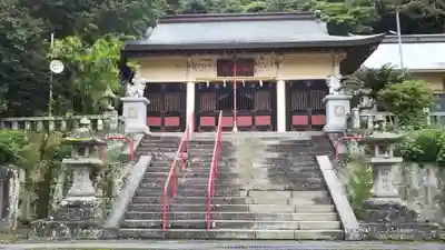 土肥神社の本殿・本堂
