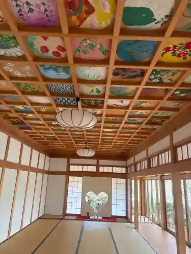 正寿院の{uncategorized: "未分類", other: "その他", undefined: "問題あり", building: "その他建物", grave: "お墓", sacred_gate: "鳥居", guardian: "狛犬", statue: "像", buddha: "仏像", history: "歴史", nature: "自然", garden: "庭園", animal: "動物", pagoda: "塔", temizu: "手水舎", mountain_gate: "山門・神門", sanctuary: "本殿・本堂", subordinate: "末社・摂社", art: "芸術", scenery: "景色", jizo: "地蔵", ema: "絵馬", goshuin: "御朱印", omikuji: "おみくじ", items: "授与品その他", amulet: "お守り", goshuincho: "御朱印帳", eats: "食事", festival: "お祭り", votive_dance: "神楽", shichigosan: "七五三参", wedding: "結婚式", experience: "体験その他", initially: "初詣", around: "周辺", anti_infection: "感染症対策"}