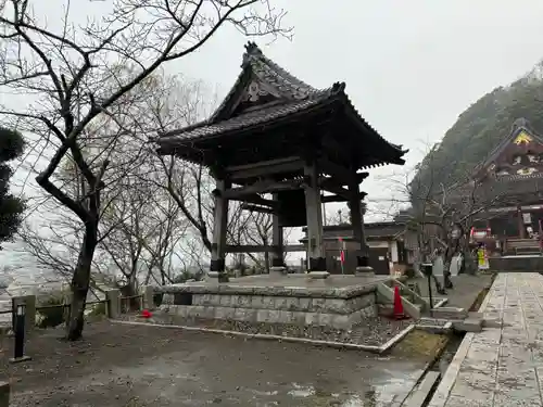 那古寺の建物その他