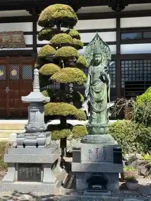 正麟寺の{uncategorized: "未分類", other: "その他", undefined: "問題あり", building: "その他建物", grave: "お墓", sacred_gate: "鳥居", guardian: "狛犬", statue: "像", buddha: "仏像", history: "歴史", nature: "自然", garden: "庭園", animal: "動物", pagoda: "塔", temizu: "手水舎", mountain_gate: "山門・神門", sanctuary: "本殿・本堂", subordinate: "末社・摂社", art: "芸術", scenery: "景色", jizo: "地蔵", ema: "絵馬", goshuin: "御朱印", omikuji: "おみくじ", items: "授与品その他", amulet: "お守り", goshuincho: "御朱印帳", eats: "食事", festival: "お祭り", votive_dance: "神楽", shichigosan: "七五三参", wedding: "結婚式", experience: "体験その他", initially: "初詣", around: "周辺", anti_infection: "感染症対策"}
