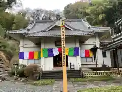 光明寺の本殿