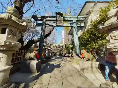 市谷亀岡八幡宮の鳥居