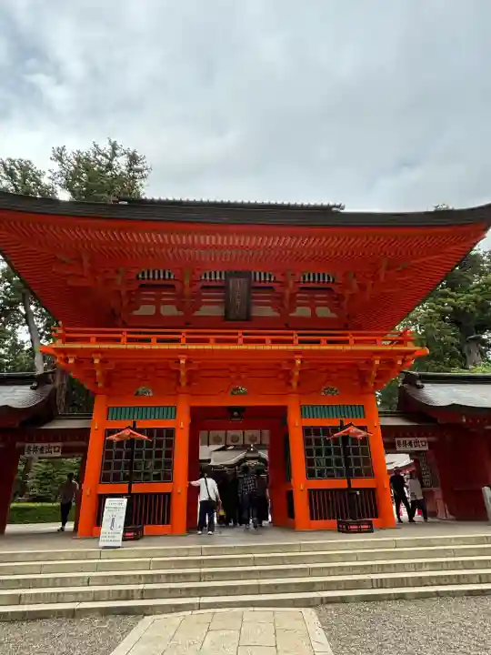 香取神宮の{uncategorized: "未分類", other: "その他", undefined: "問題あり", building: "その他建物", grave: "お墓", sacred_gate: "鳥居", guardian: "狛犬", statue: "像", buddha: "仏像", history: "歴史", nature: "自然", garden: "庭園", animal: "動物", pagoda: "塔", temizu: "手水舎", mountain_gate: "山門・神門", sanctuary: "本殿・本堂", subordinate: "末社・摂社", art: "芸術", scenery: "景色", jizo: "地蔵", ema: "絵馬", goshuin: "御朱印", omikuji: "おみくじ", items: "授与品その他", amulet: "お守り", goshuincho: "御朱印帳", eats: "食事", festival: "お祭り", votive_dance: "神楽", shichigosan: "七五三参", wedding: "結婚式", experience: "体験その他", initially: "初詣", around: "周辺", anti_infection: "感染症対策"}
