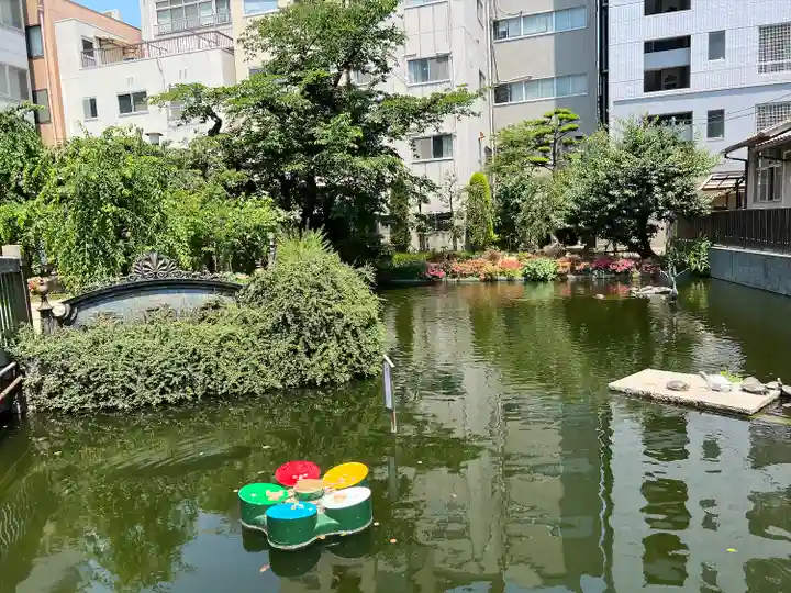 大阪天満宮の庭園