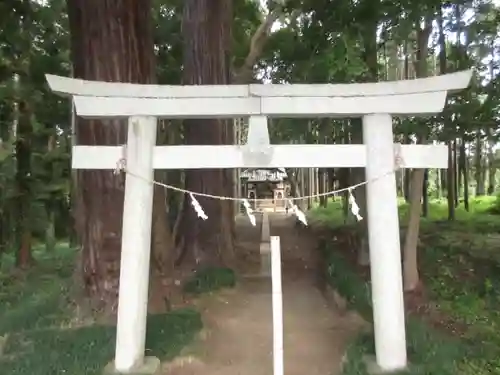 八幡神社の鳥居