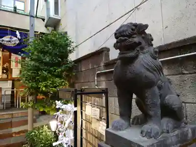 末廣神社の狛犬