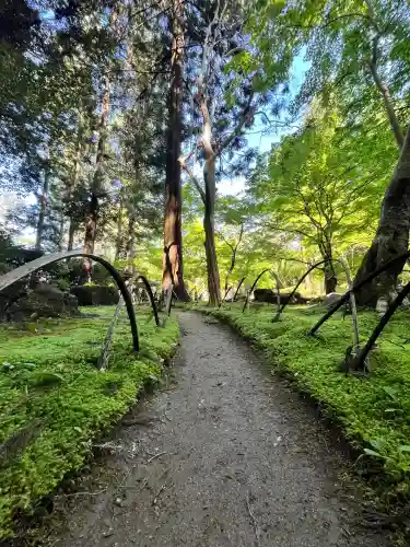 北畠神社の{uncategorized: "未分類", other: "その他", undefined: "問題あり", building: "その他建物", grave: "お墓", sacred_gate: "鳥居", guardian: "狛犬", statue: "像", buddha: "仏像", history: "歴史", nature: "自然", garden: "庭園", animal: "動物", pagoda: "塔", temizu: "手水舎", mountain_gate: "山門・神門", sanctuary: "本殿・本堂", subordinate: "末社・摂社", art: "芸術", scenery: "景色", jizo: "地蔵", ema: "絵馬", goshuin: "御朱印", omikuji: "おみくじ", items: "授与品その他", amulet: "お守り", goshuincho: "御朱印帳", eats: "食事", festival: "お祭り", votive_dance: "神楽", shichigosan: "七五三参", wedding: "結婚式", experience: "体験その他", initially: "初詣", around: "周辺", anti_infection: "感染症対策"}