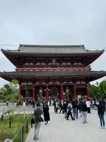 浅草寺の山門・神門
