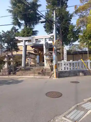 片埜神社の鳥居