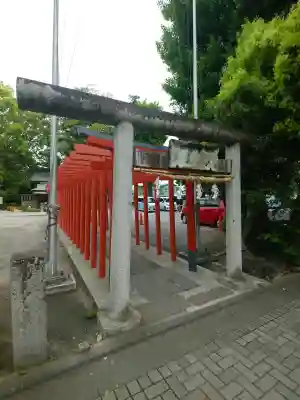 箭弓稲荷神社の{uncategorized: "未分類", other: "その他", undefined: "問題あり", building: "その他建物", grave: "お墓", sacred_gate: "鳥居", guardian: "狛犬", statue: "像", buddha: "仏像", history: "歴史", nature: "自然", garden: "庭園", animal: "動物", pagoda: "塔", temizu: "手水舎", mountain_gate: "山門・神門", sanctuary: "本殿・本堂", subordinate: "末社・摂社", art: "芸術", scenery: "景色", jizo: "地蔵", ema: "絵馬", goshuin: "御朱印", omikuji: "おみくじ", items: "授与品その他", amulet: "お守り", goshuincho: "御朱印帳", eats: "食事", festival: "お祭り", votive_dance: "神楽", shichigosan: "七五三参", wedding: "結婚式", experience: "体験その他", initially: "初詣", around: "周辺", anti_infection: "感染症対策"}