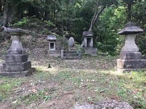 白山神社の塔