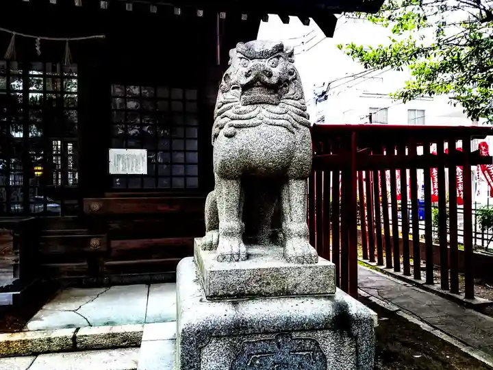 神明社の狛犬
