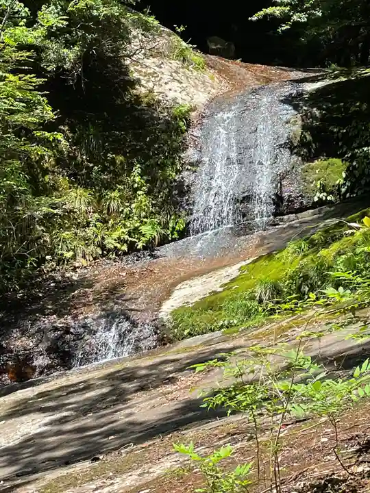 室生龍穴神社 奥宮のその他建物