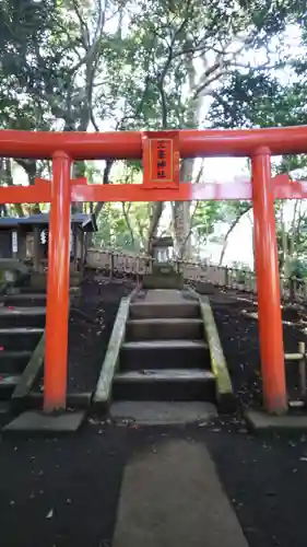 畑子安神社の末社