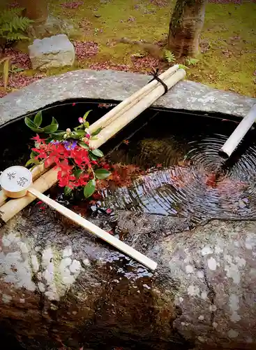 真正極楽寺（真如堂）の手水舎