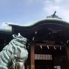 溝旗神社（肇國神社）の狛犬