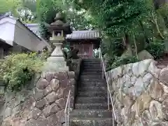 萩稲荷神社の建物その他