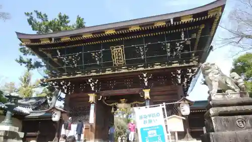 北野天満宮の山門