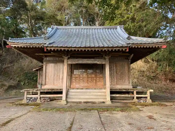 諏訪神社の本殿・本堂