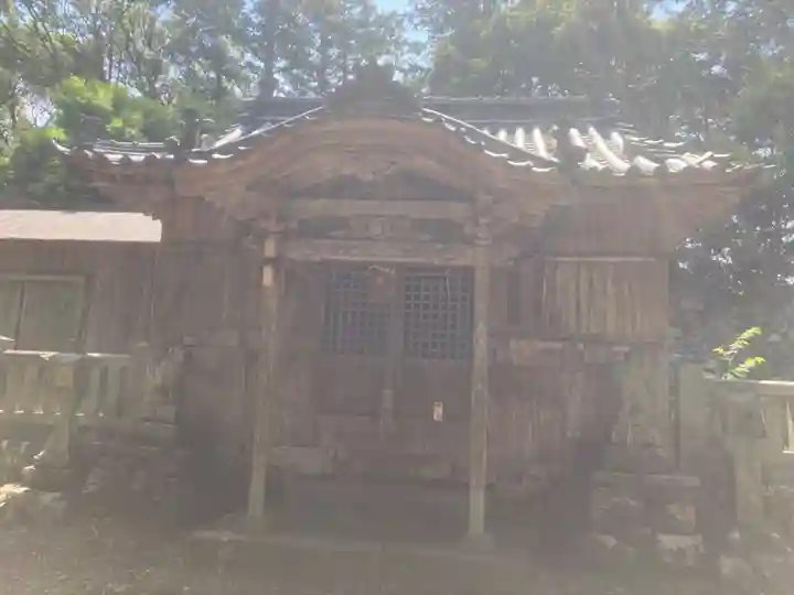朝立彦神社の本殿・本堂